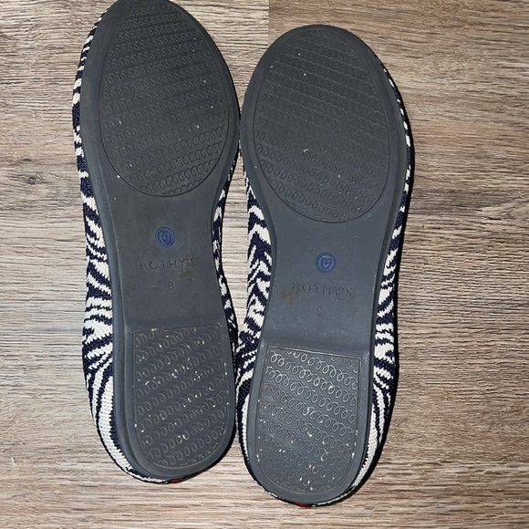Rothy’s The Loafer in Navy Zebra Blue White Print Sustainable Flats size - W8 - Picture 4 of 4